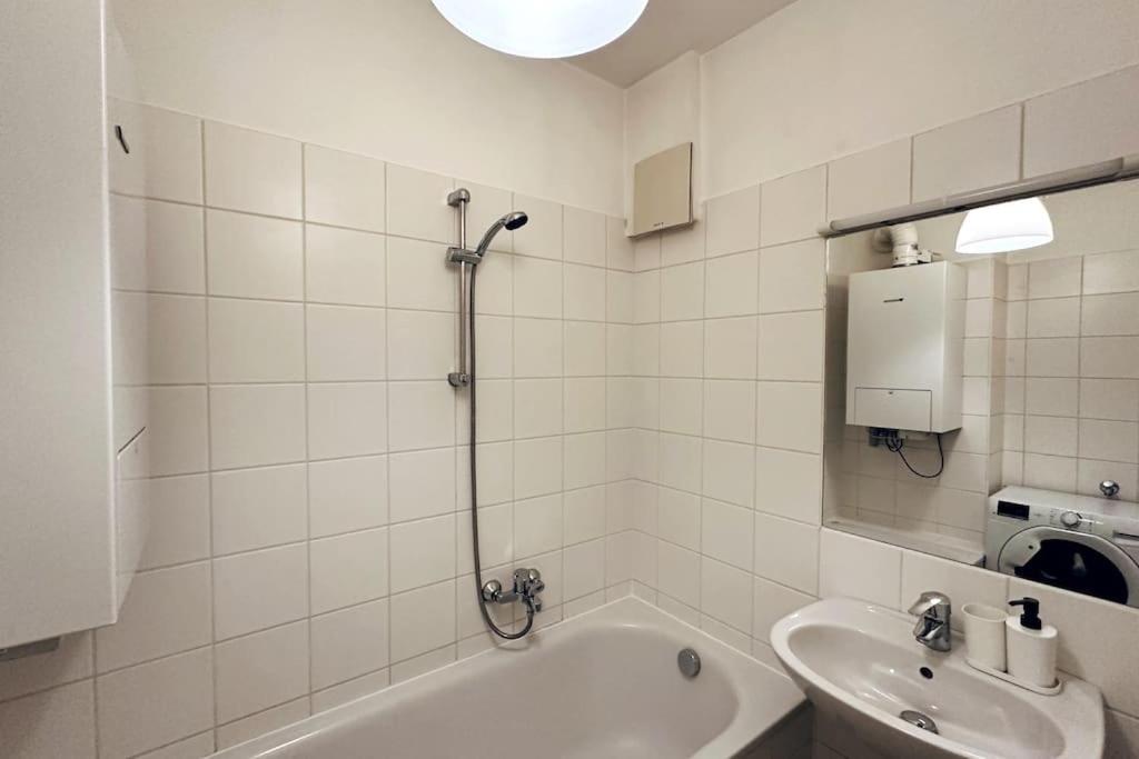 Cosy & New Urban Apartment In Green Hood Bécs Kültér fotó